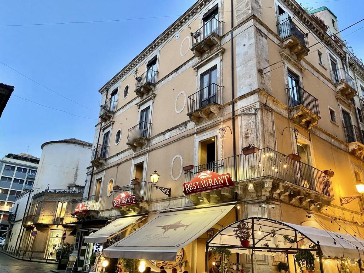 La Maison Del Bell'Antonio - Catania Downtown Luaran gambar